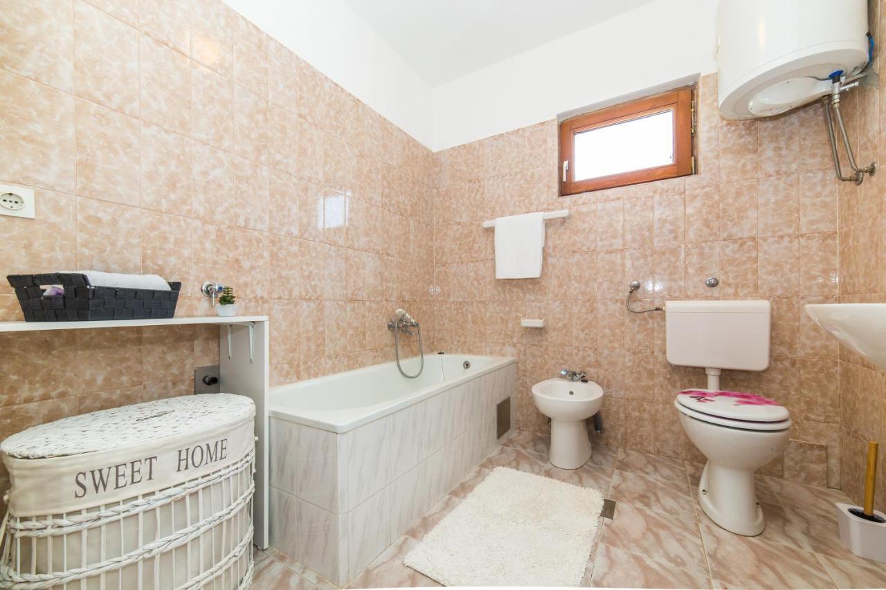 Holiday Home Villa Marija Radosic  Zewnętrze zdjęcie